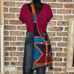 Boho Chic Crossbody Bag - shell &mirror detail New